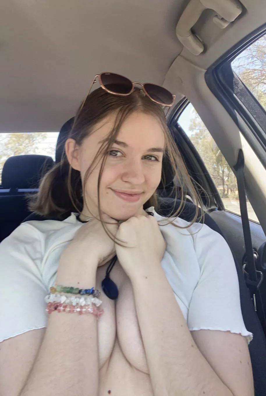 driving around with my boobs out… hopefully next it’s being fingered 🤞🏻 driving around with my boobs out… hopefully next it’s being fingered 🤞🏻