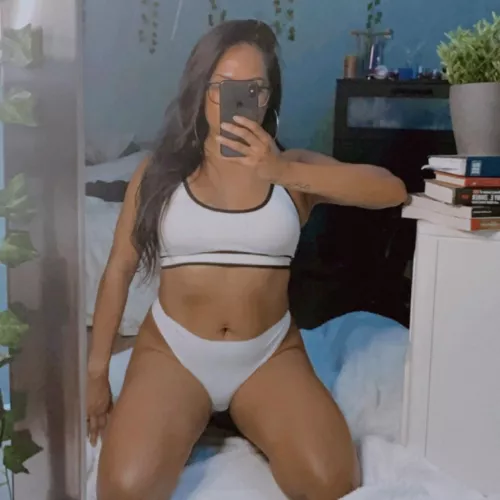 Drop by and say hi👋🏽