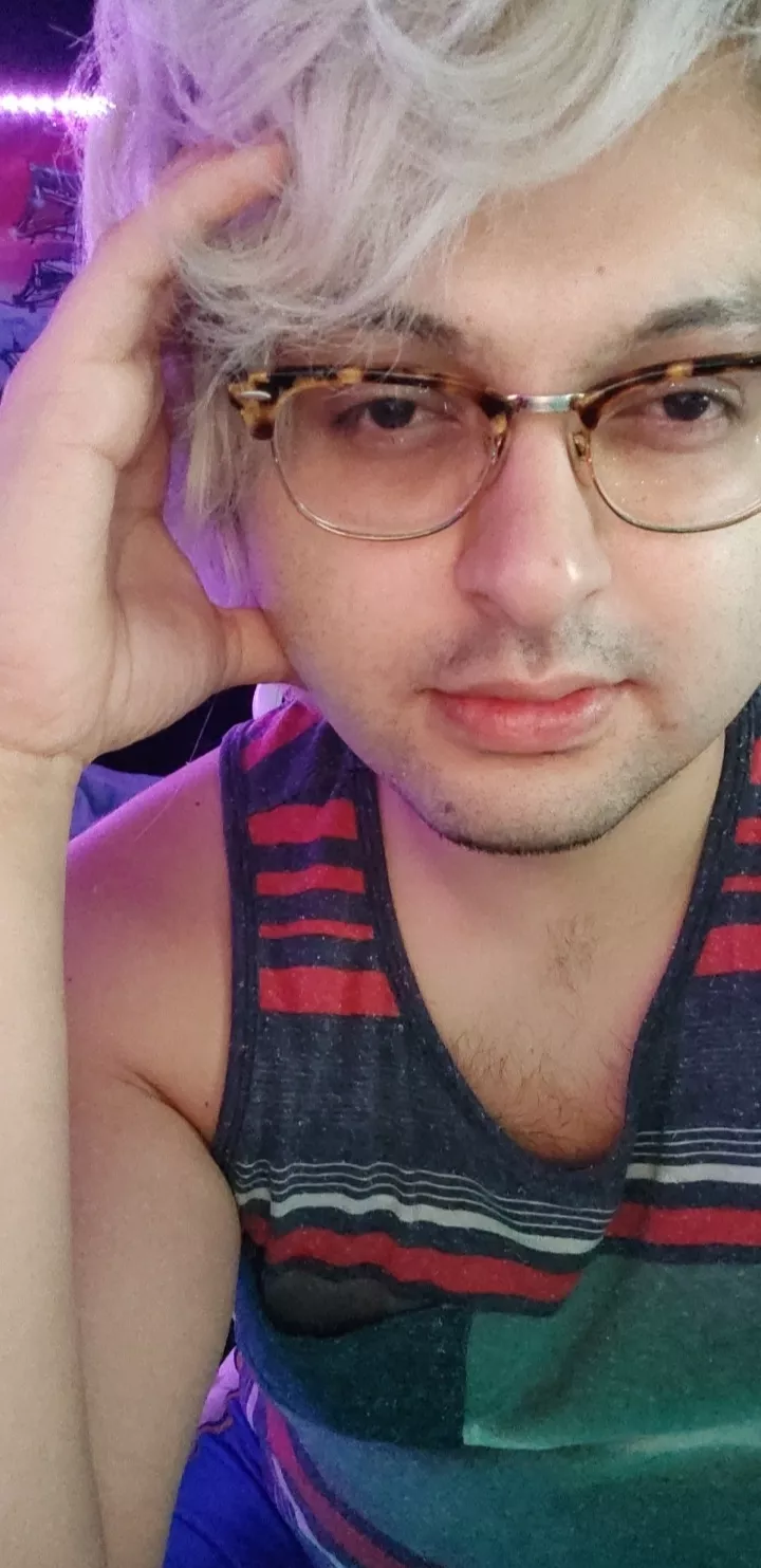 drunk selfies at 5am while sucking at Titanfall 😅