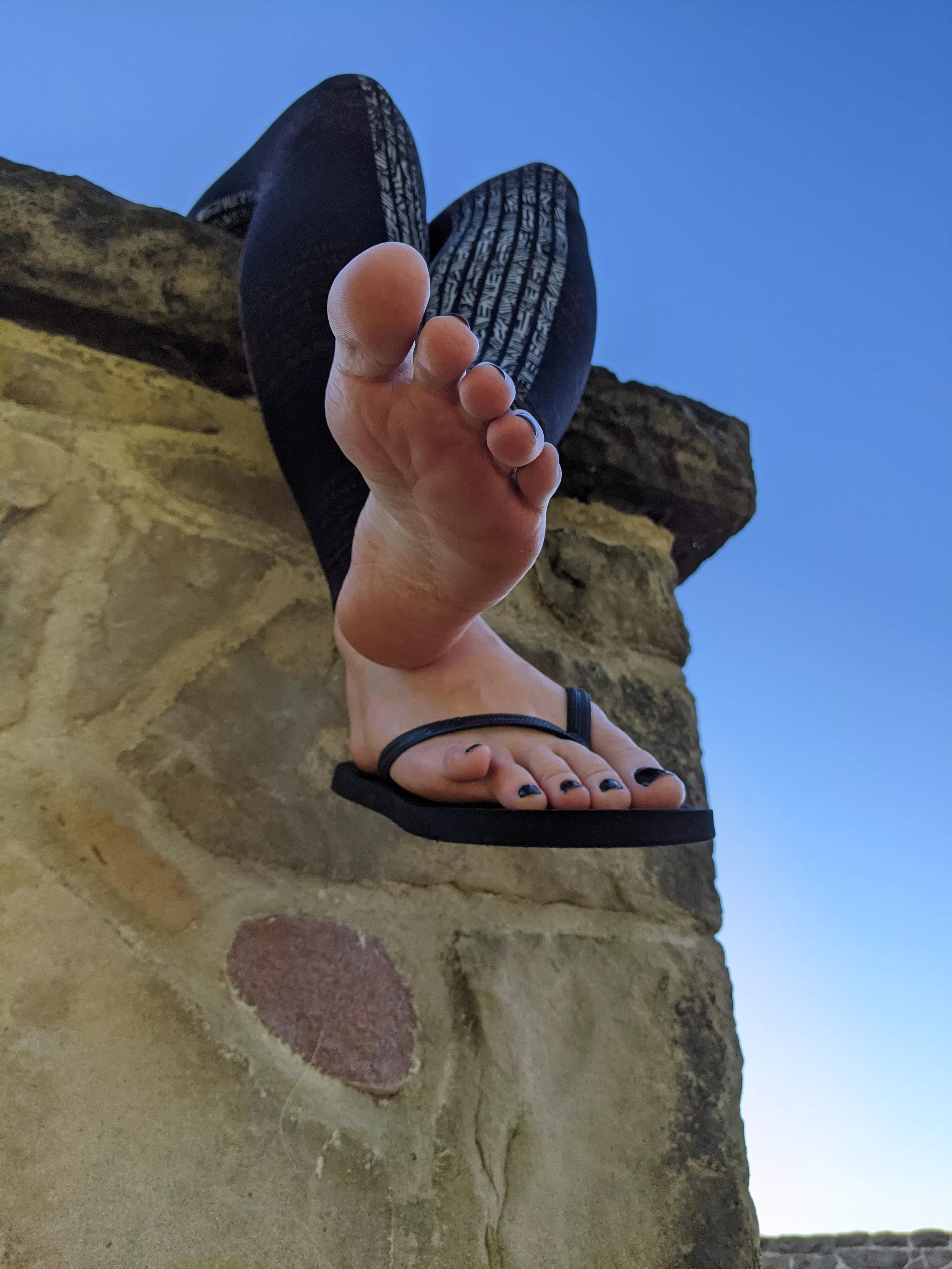 Each toe deserves to be worshiped 😈