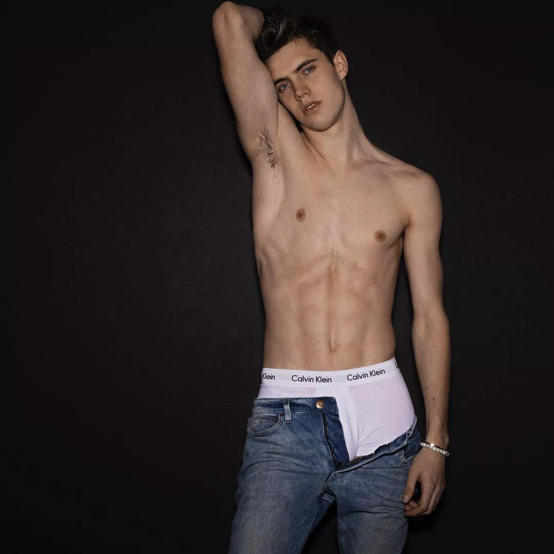 Edward James Bayer. Isn’t he DAMN GORGEOUS? 😍😍😍