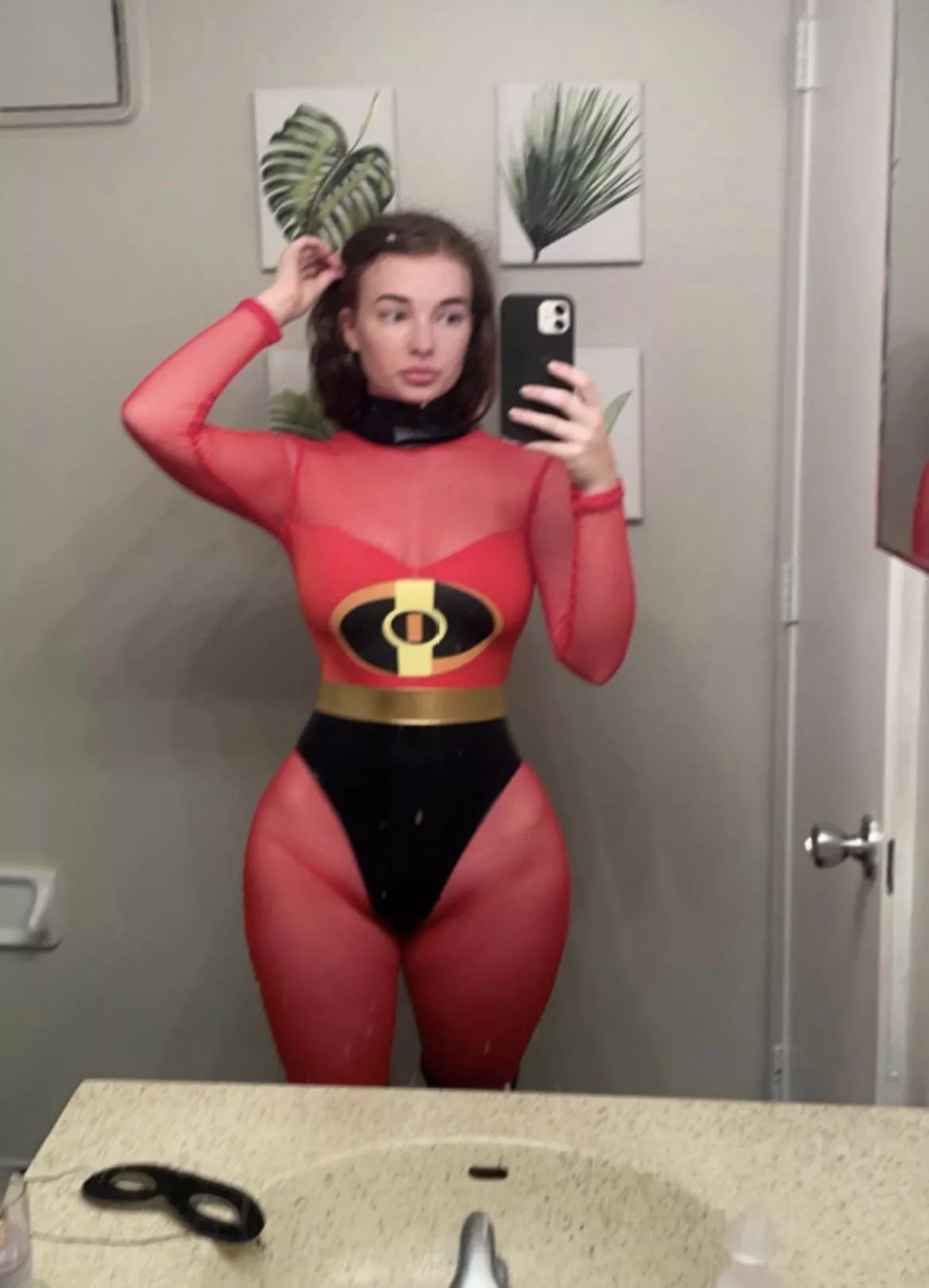 Elastigirl from The Incredibles by Realprettyangel Elastigirl from The Incredibles by Realprettyangel