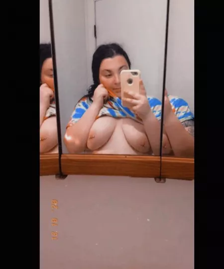 Emikobby1ππ§