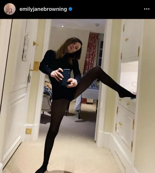 Emily Browning in pantyhose.