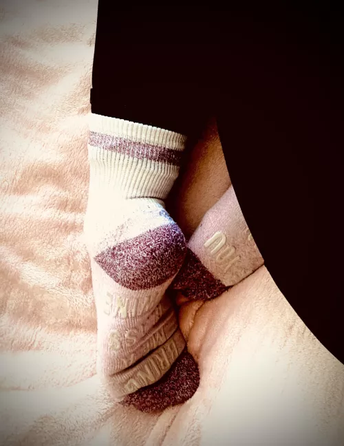 π End of day three wearing these cuties! Stinky but cozy π₯°