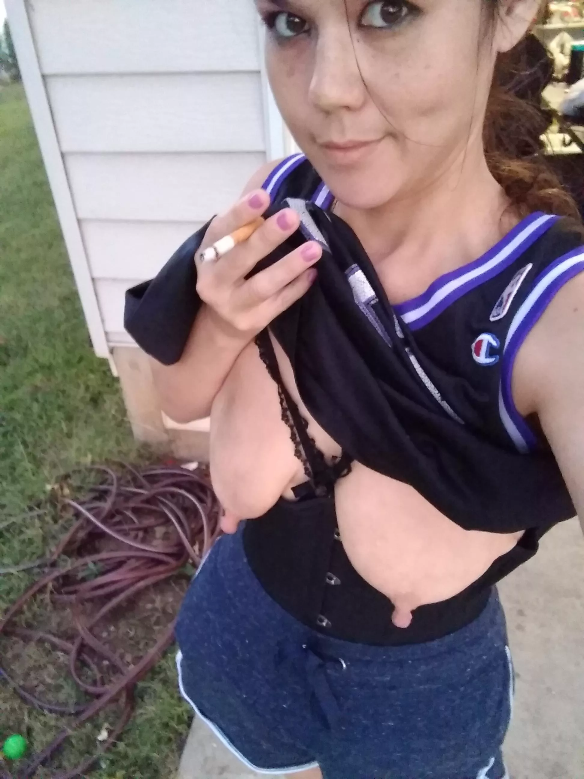 Enjoying a beautiful sunset and a π¬ ^_^ Enjoying a beautiful sunset and a π¬ ^_^