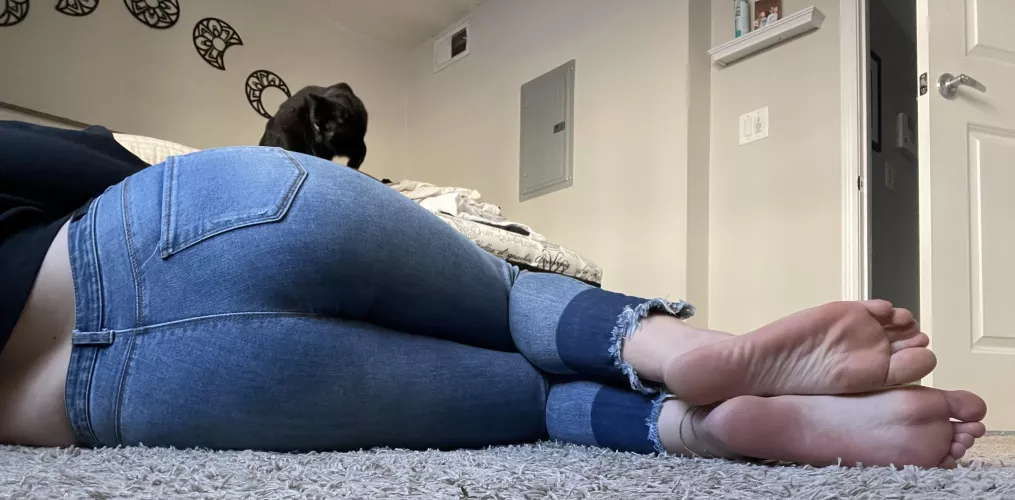 Enjoying a snow day 🤍