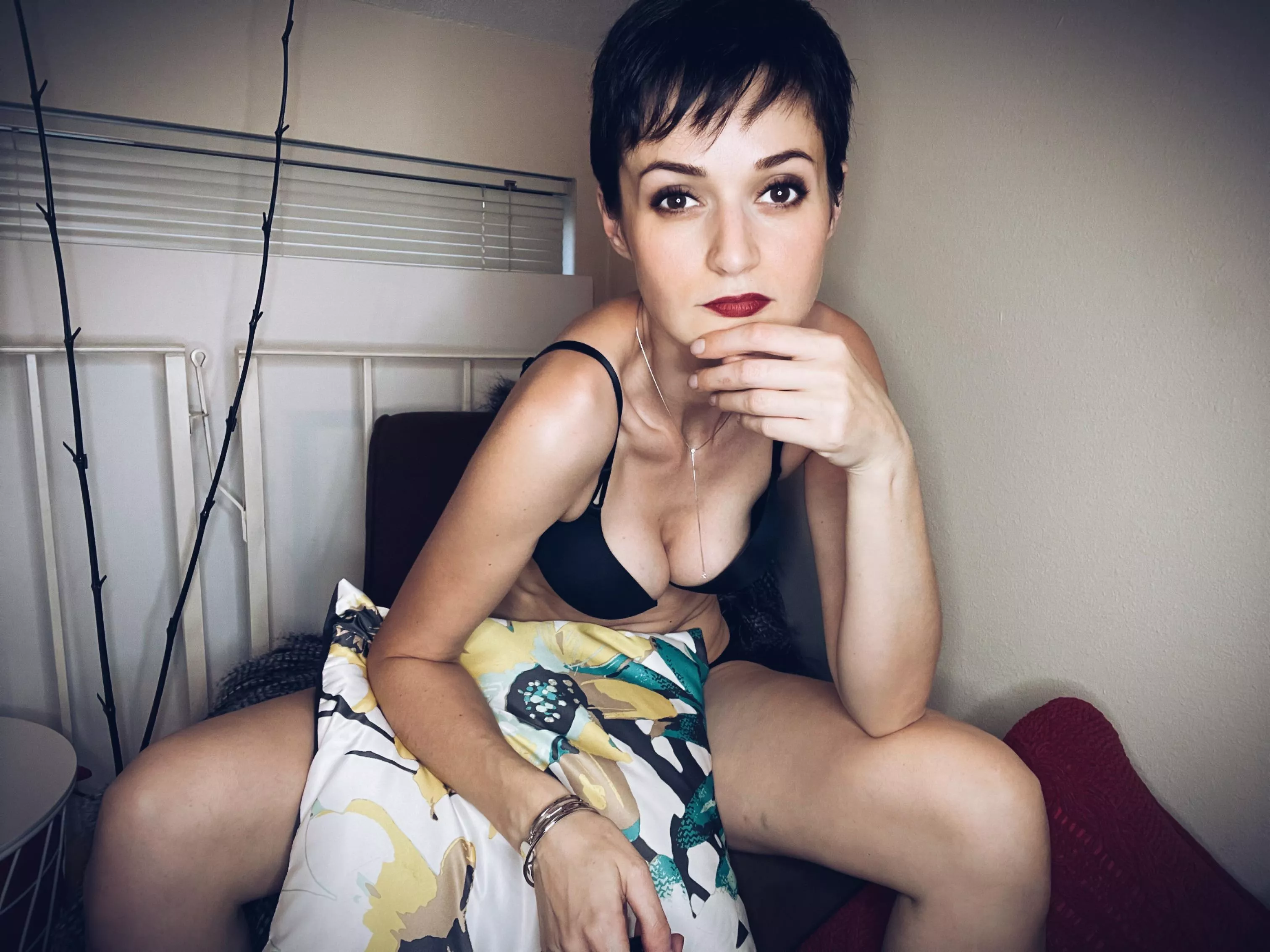 European girls are edgy, baby 👄[F38]