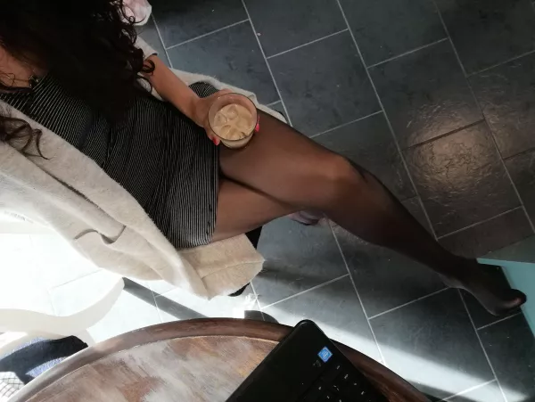 Evening all 😘 [F]