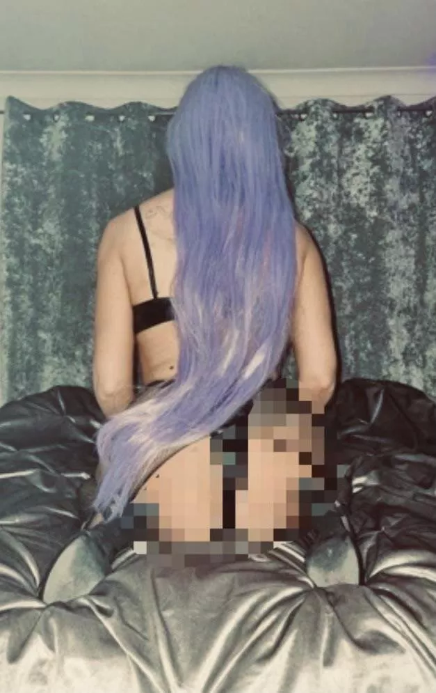 Ever wondered what a mermaid’s booty looks like? Guess you’ll have to keep wondering… Ever wondered what a mermaid’s booty looks like? Guess you’ll have to keep wondering…