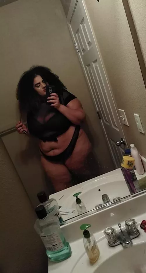 everyone wants a goth girl til they pull out the candles and shit