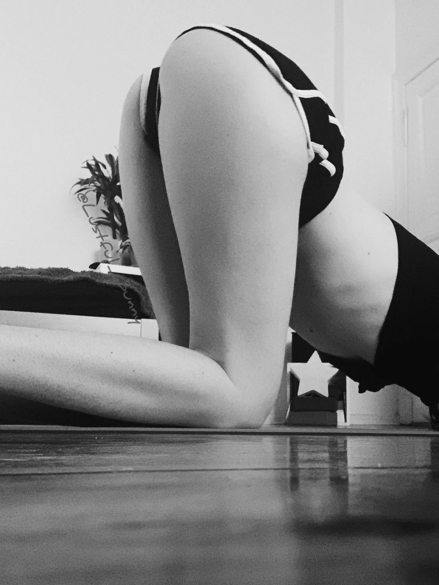 exercising every morning to be ready for a night🌘🖤