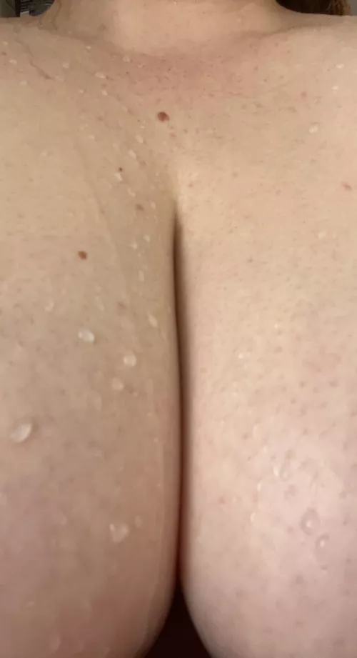 Extreme closeup cleavage. Anyone finish Witcher season 2 yet?