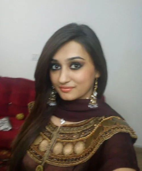 Extremely hot girl 200 + sexy photo album🥵🤤Link in comment ⬇️