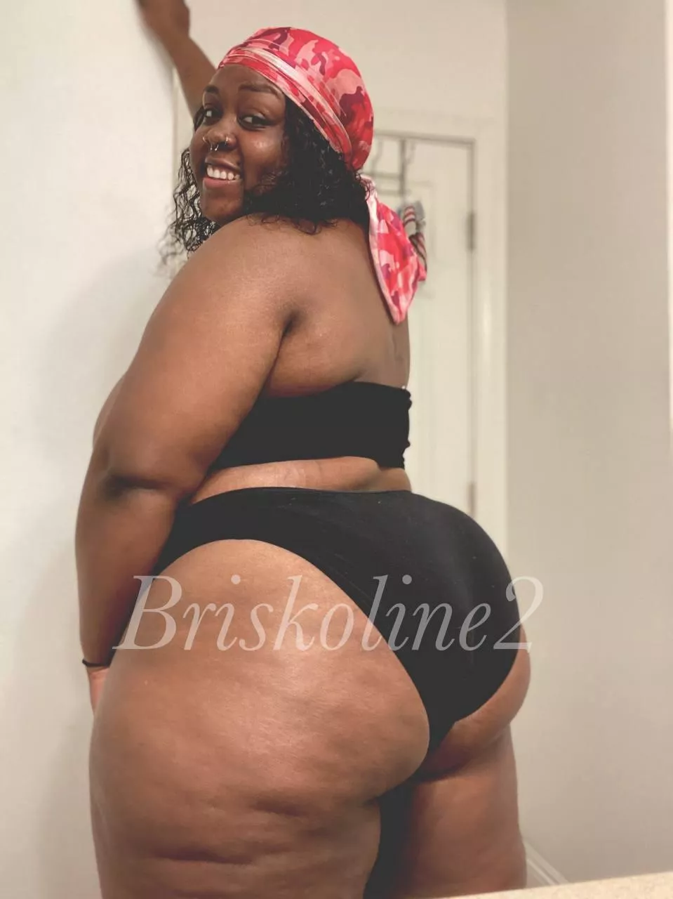 Exxxtra thick ass