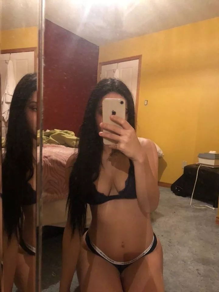 🎀 [f] (19) who can take them off for me 🎀