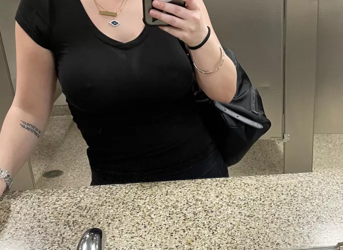 [f] 30. Milf. Cup size 32F. Went through tsa like this. Didn’t realize until I went to use the bathroom, how sheer my shirt is. 🙈