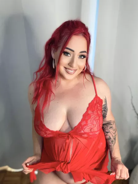 (f) 40 just the Mom you ever dreamed ofโฆ or not?