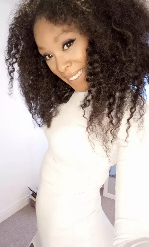 [f] 42yr old milf ready to make your breakfast