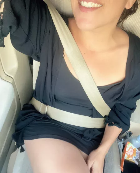 [F] Do you think my coworkers will like my outfit?