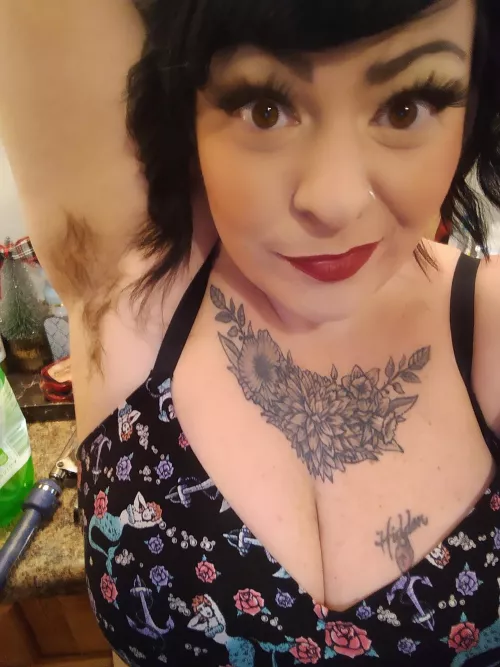 (F) Happy Tuesday ā¤ļø