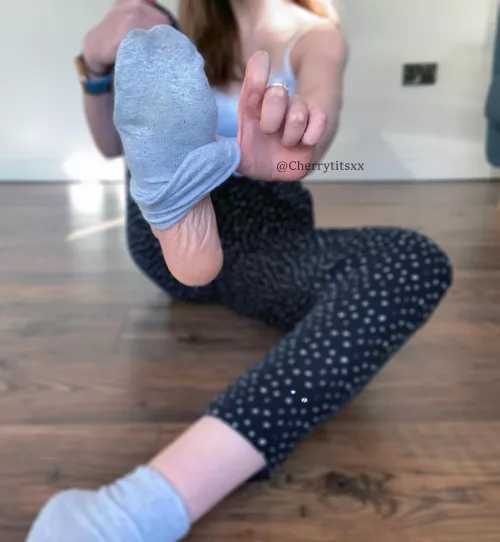 (F) Itβs a shame your not watching me pull these off