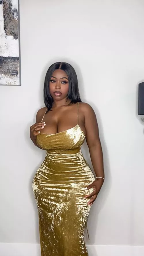 [f] No maekup means you just see me