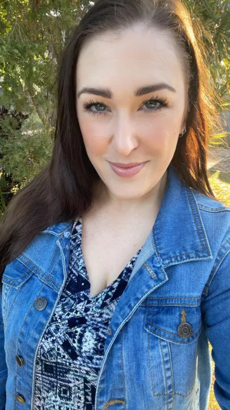 [f] People who take care of chickens are literally chicken tenders 😆