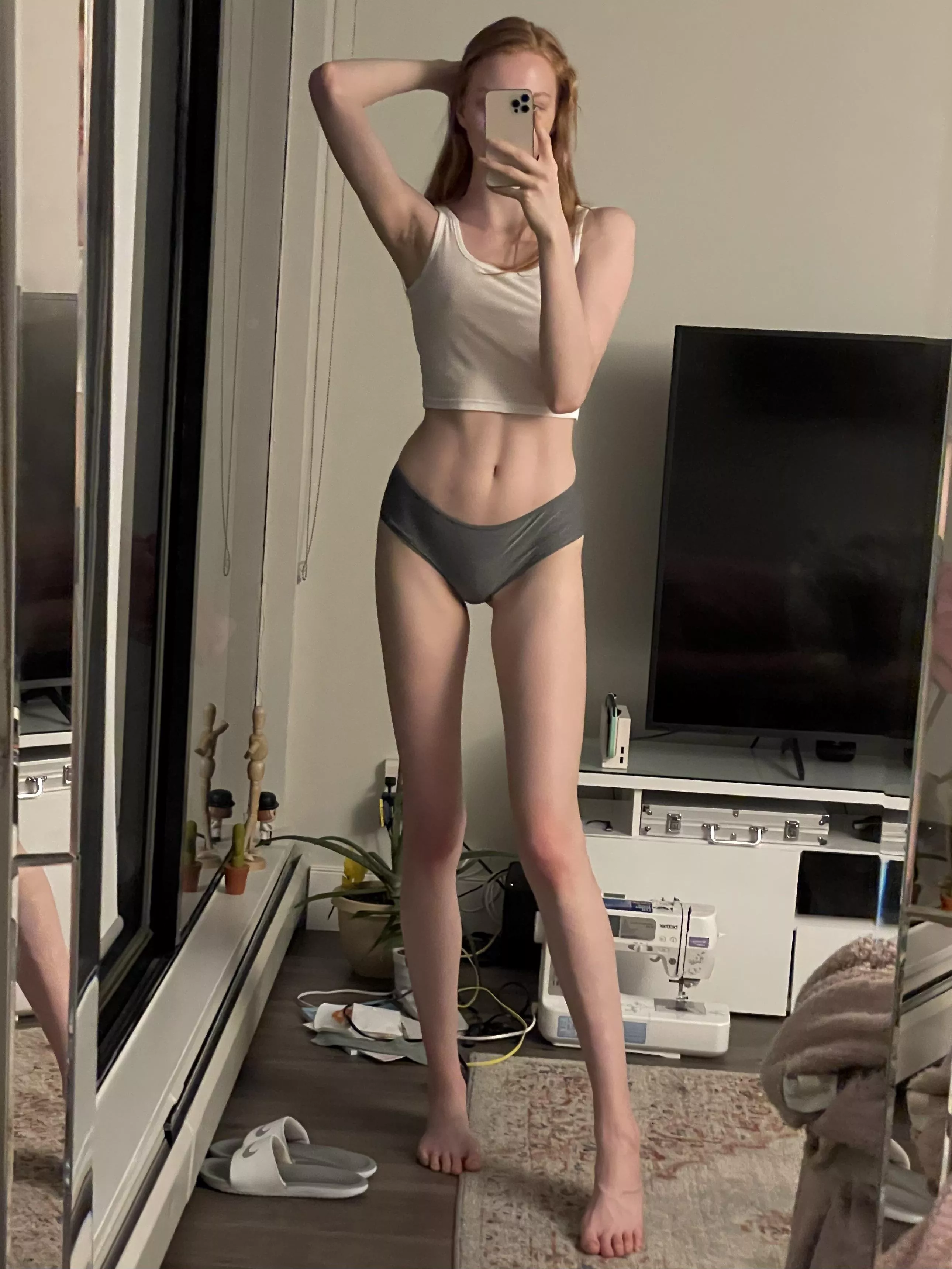 [F] Trying to sew pants long enough for my legs 😩