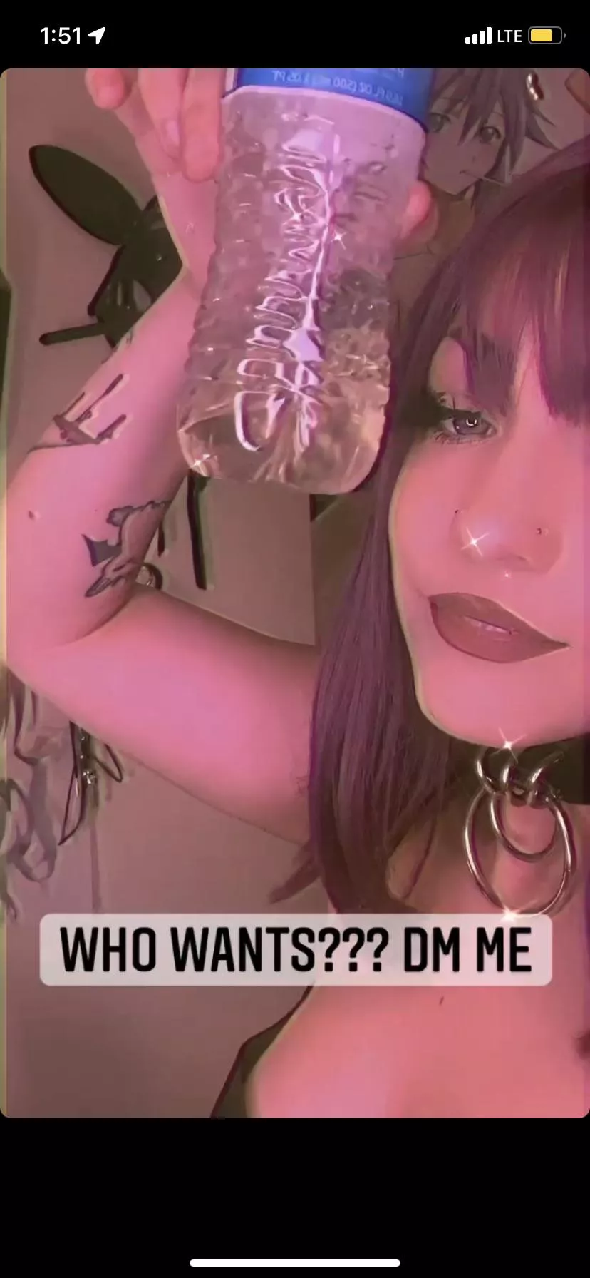 (F) Who wants a taste?😏