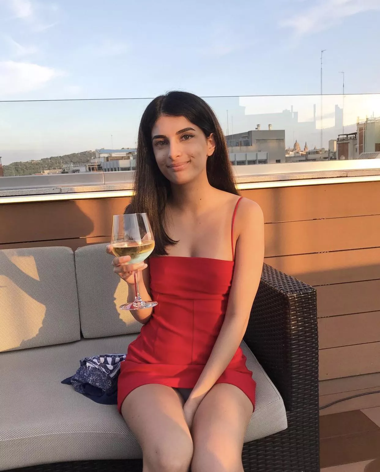 F18 maybe more subtle ❣️