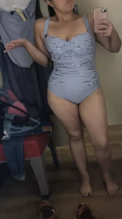 [f]35 Mom can still turn heads poolside, right?