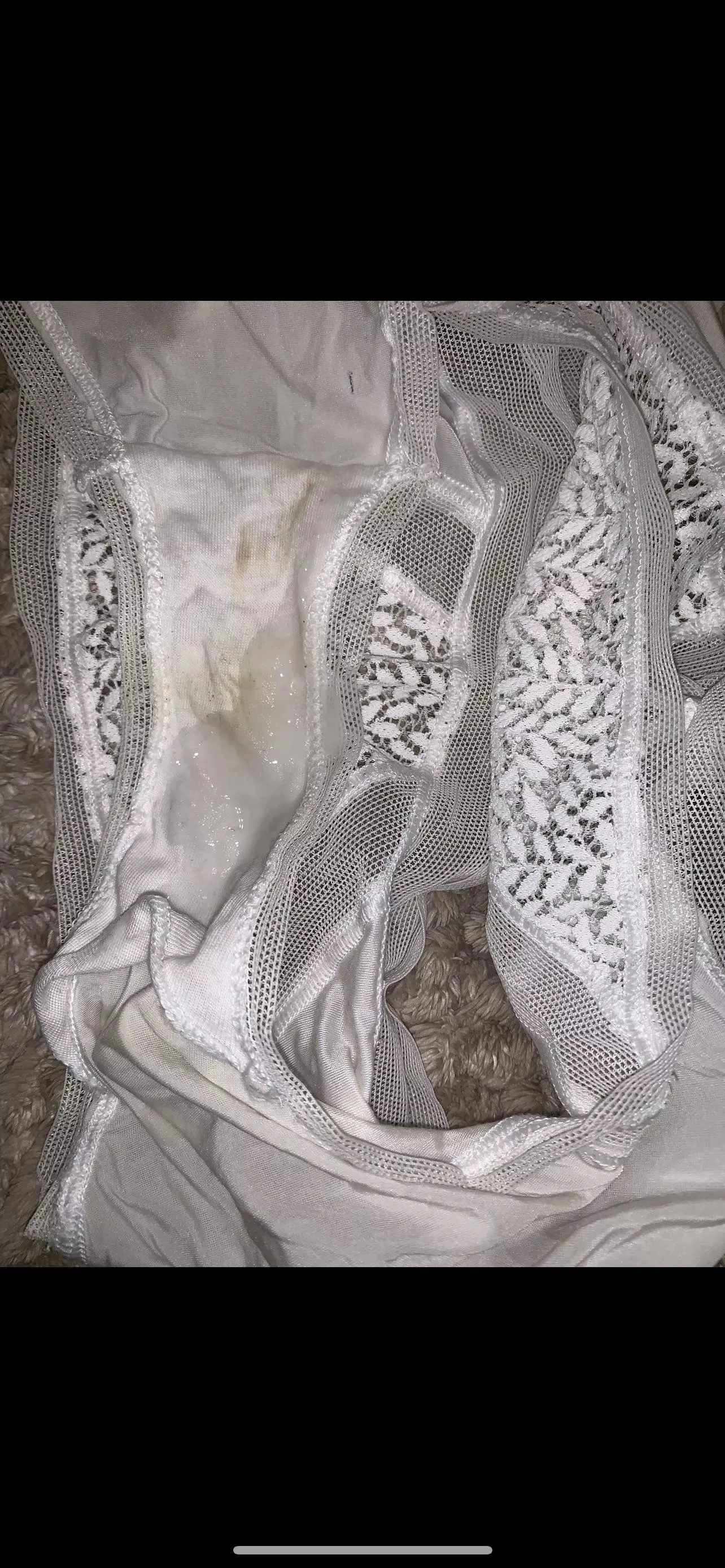 F40 I’m taking my bulls cum to my husband today!! F40 I’m taking my bulls cum to my husband today!!