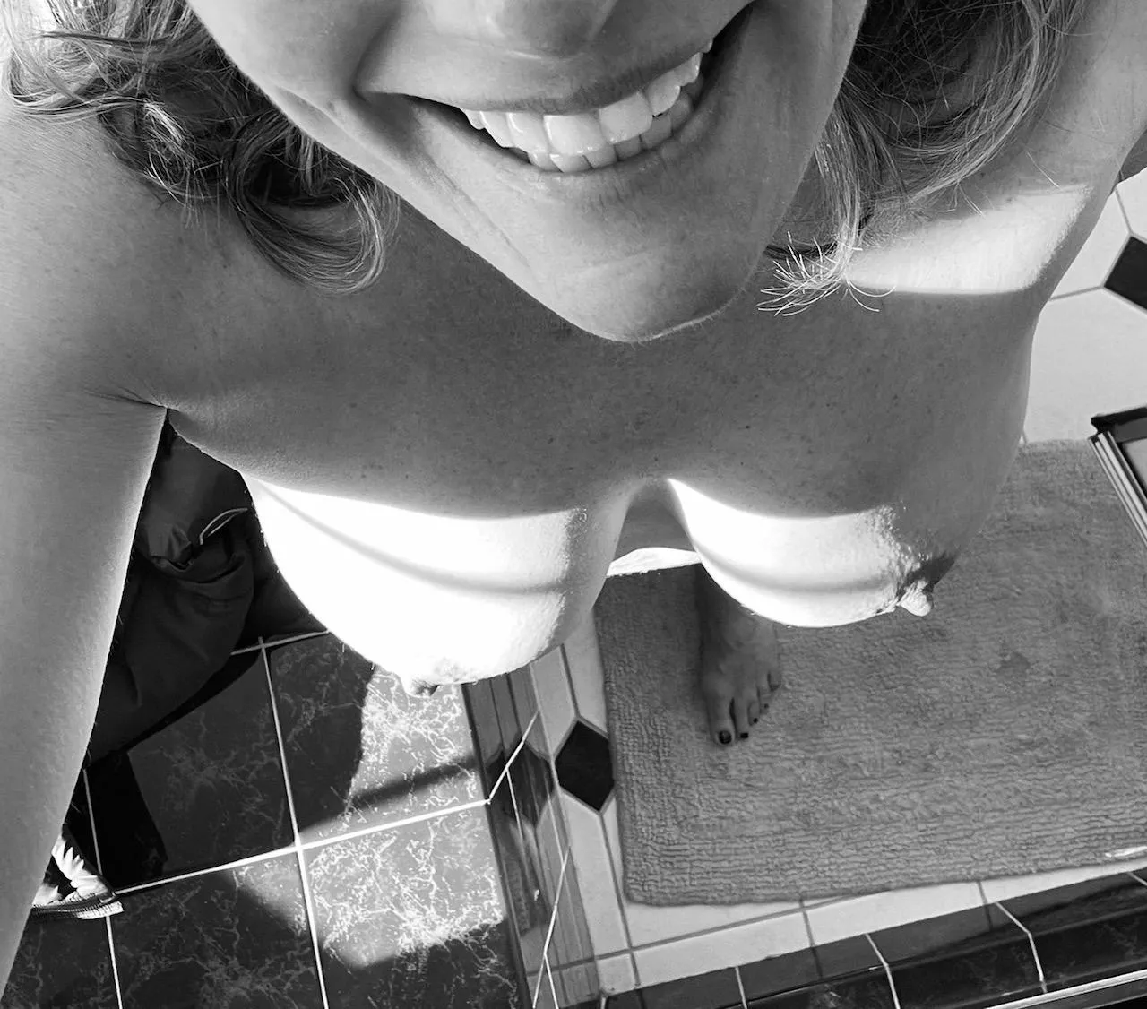 [F]41 - yes I’m aware I take an inordinate amount of pics in the shower. Is it a problem?