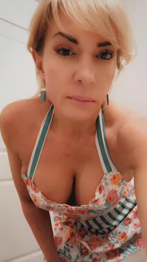 (F44) I have a secret. …Come a little closer I won’t hurt you.