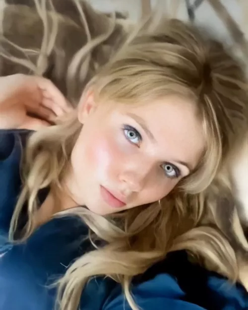 Fake blonde but real eyes