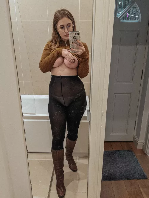 Fall means pantyhose 🤘🍁