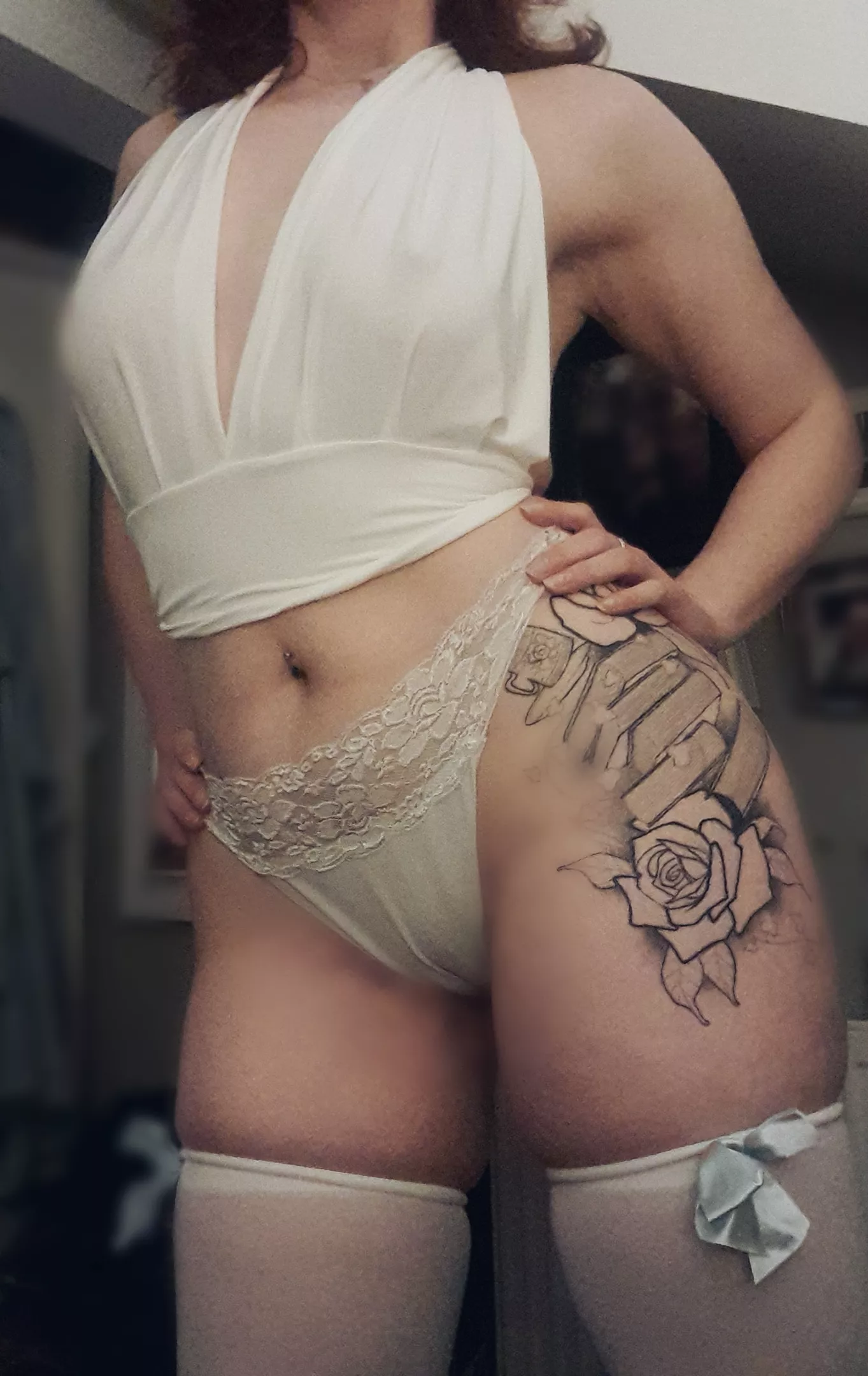 Far too horny to go out tonight, so instead I'll be spending some quality time at home ;p