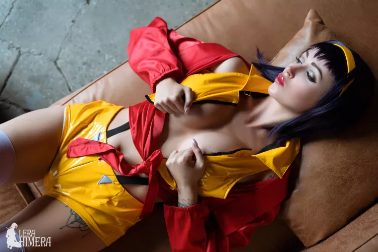 Faye Valentine Cosplay by Lera Himera