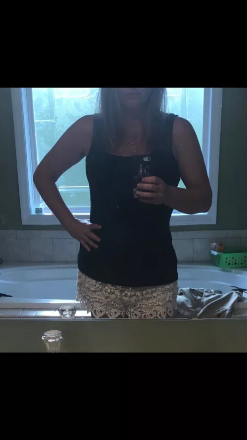 Fayetteville area NC blonde wife seeking fwb 30-50 please read comments for description