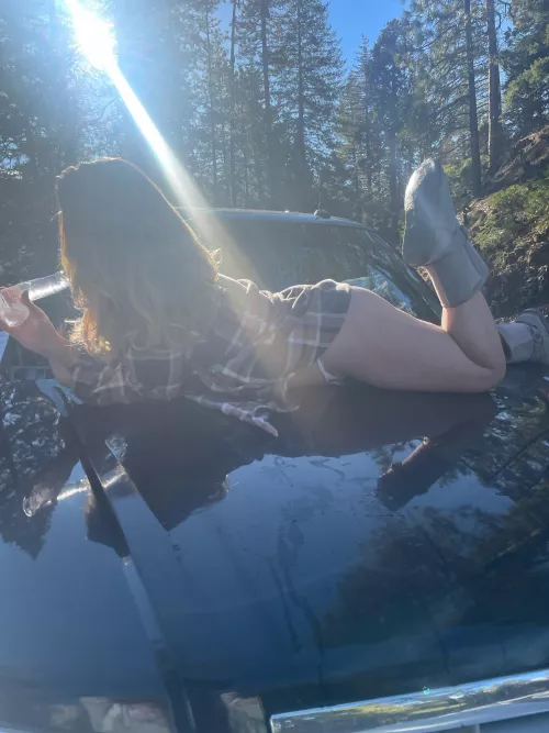 [f]Dildo play roadside😋 Adrenaline rush for sure!