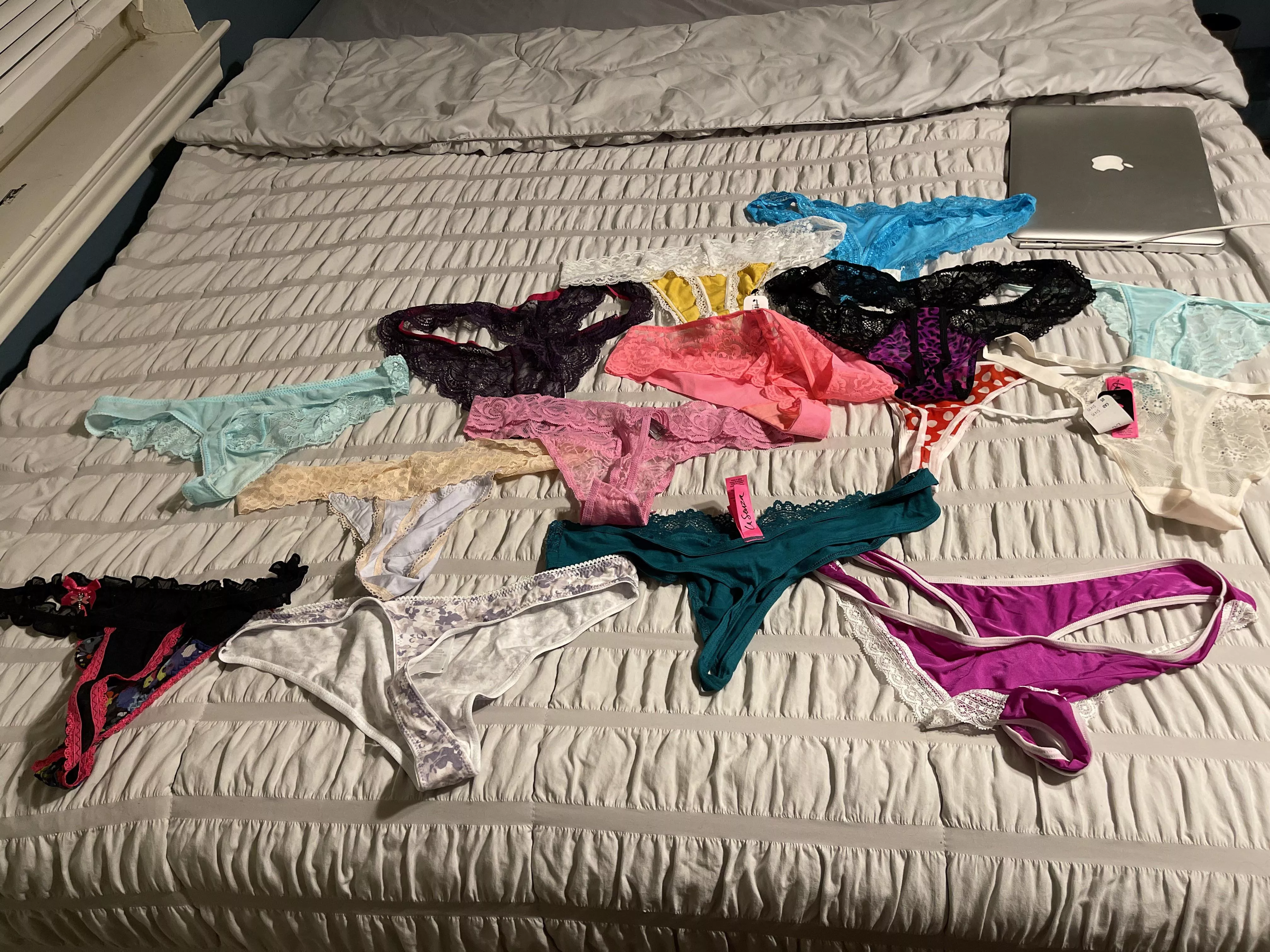 Feed me sissy inspiration and I’ll show off for you Feed me sissy inspiration and I’ll show off for you