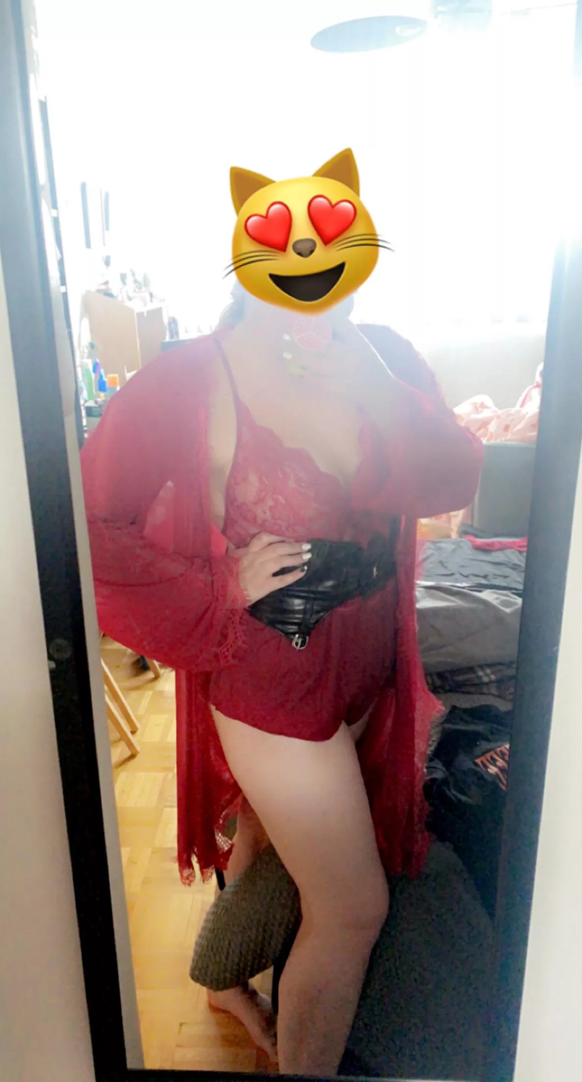 Feelin’ a little devilish on this Halloween evening 😈 [F26]