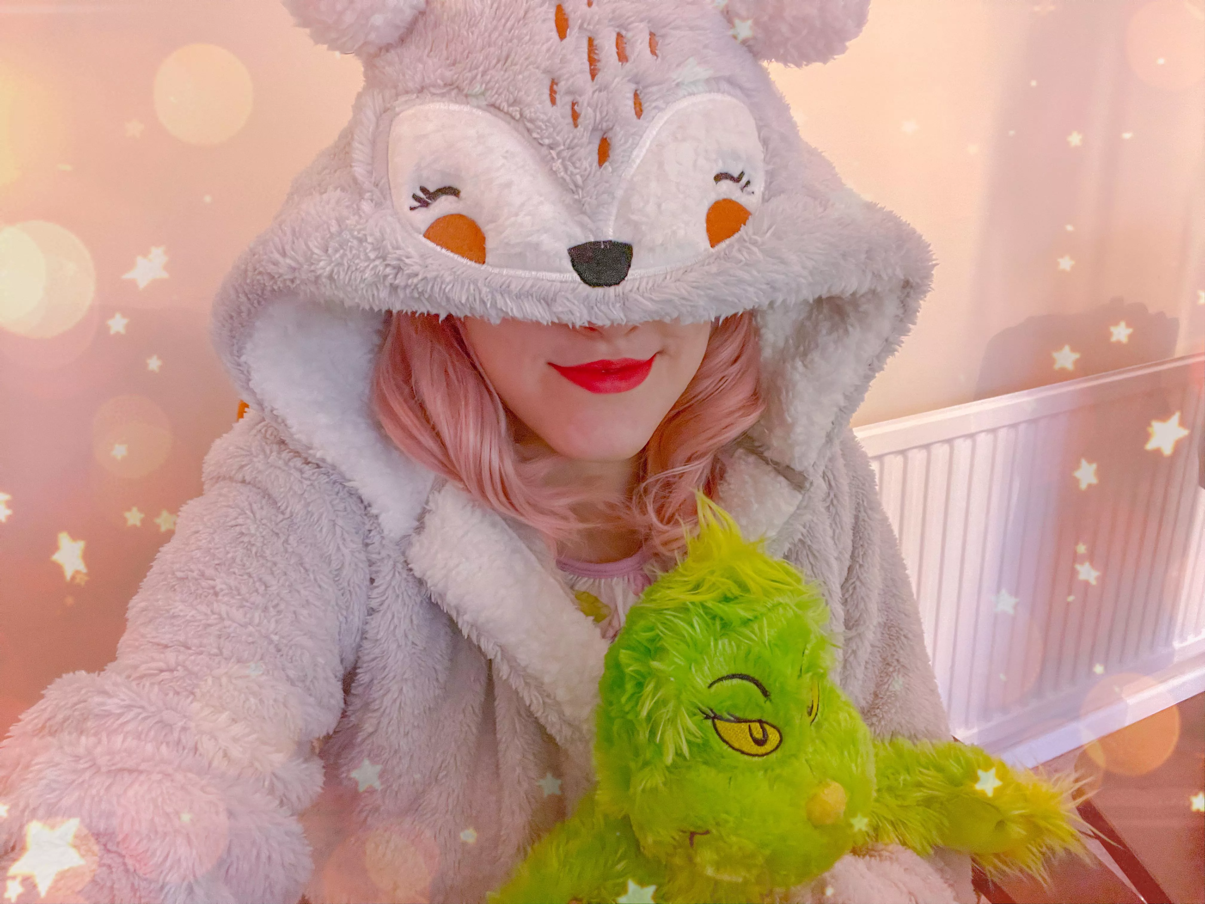 Feeling a little down today so I decided to take some cute photos to cheer up 🥰