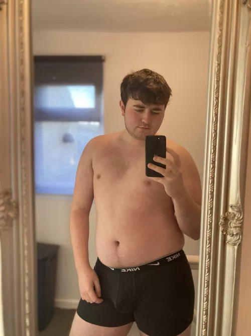 feeling chunky today, whos gonna give me belly rubs?