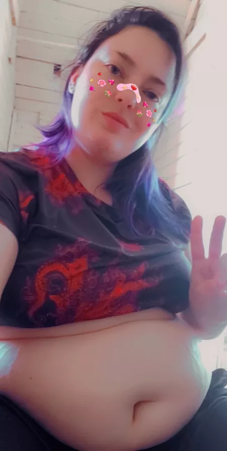 Feeling cute in a crop top today! 😘🔥🥵