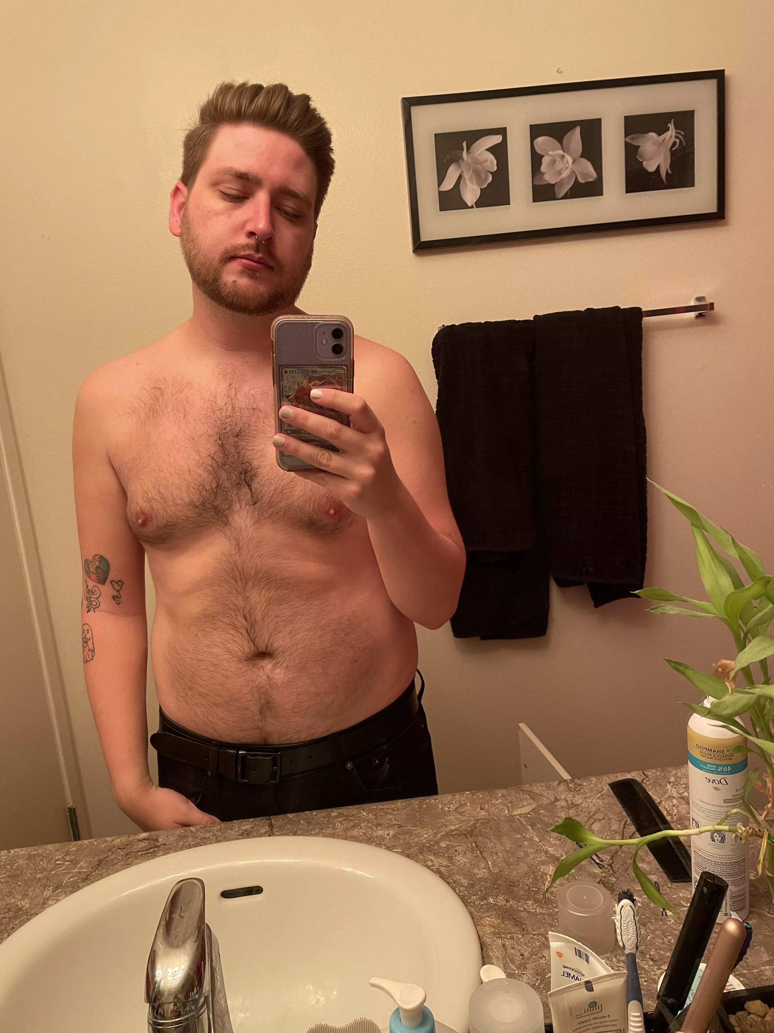 Feeling myself more and more lately 😌