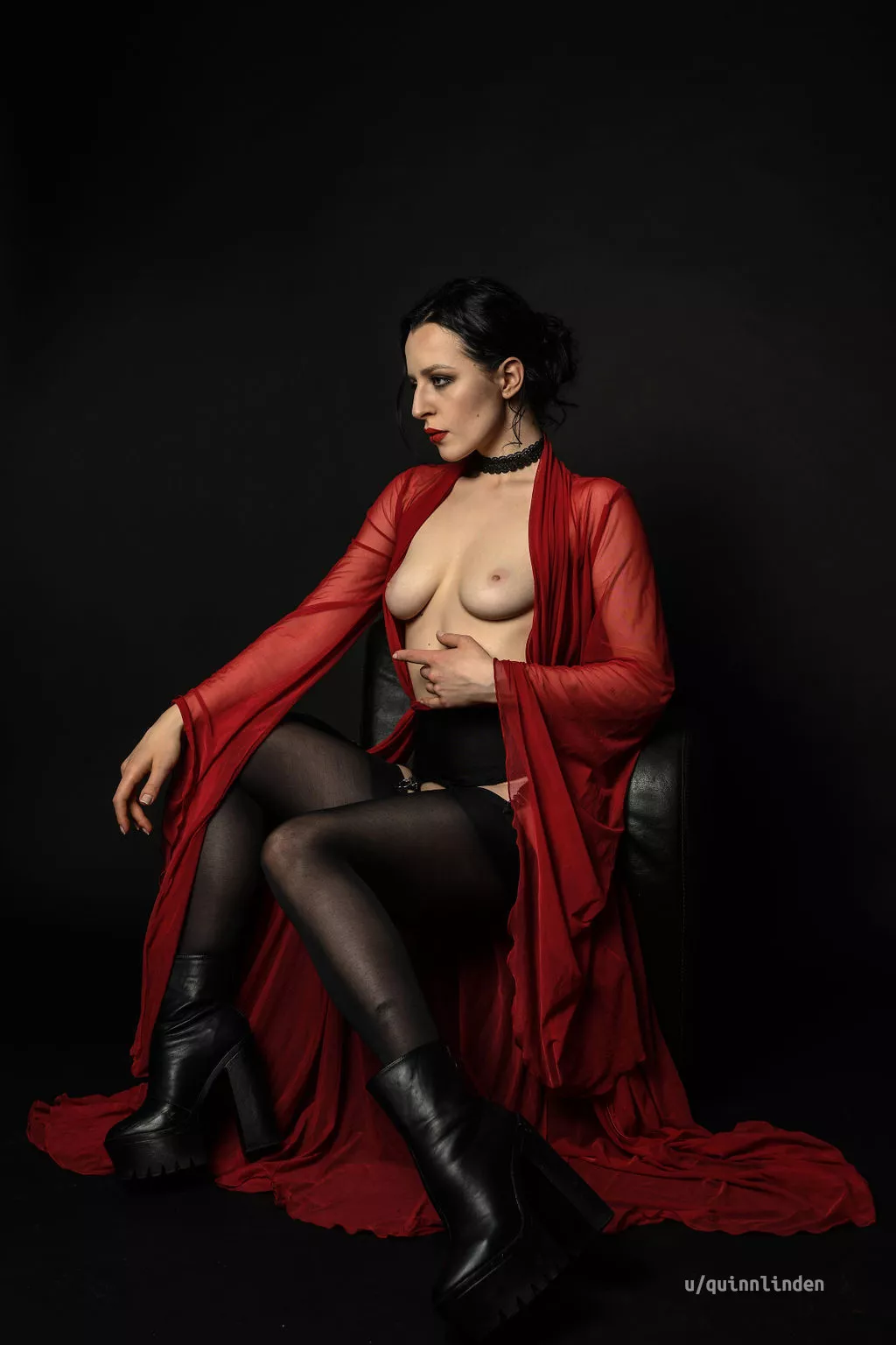 Feeling sexy in this outfit