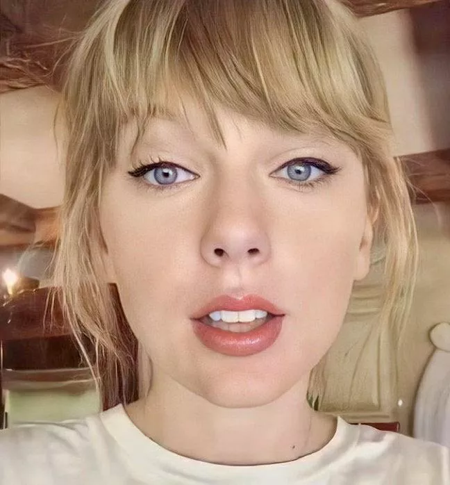 Feeling so fucking horny for Taylor Swift