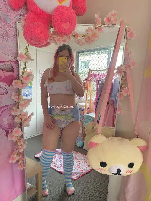 feeling super cute today so thought iโd share! my friend and i both wore matching diapers while we were gaming hehe